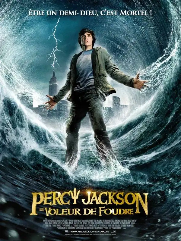 Jaquette de Percy Jackson : le voleur de foudre