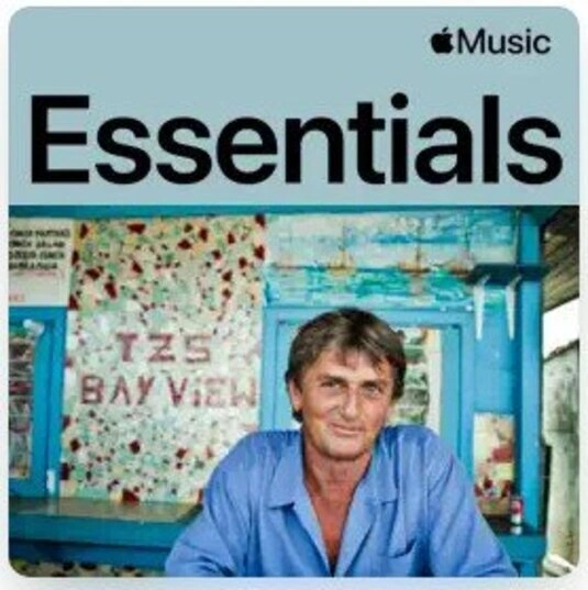 Jaquette de Mike Oldfield - Essentials 2023