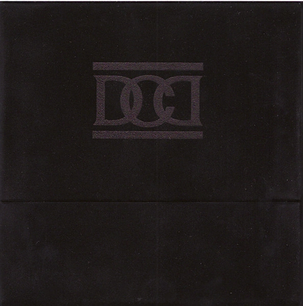 Jaquette de Dead Can Dance - The Essential Tracks, Remastered 2023