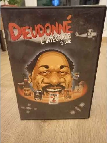 Jaquette de L'intégrale des spectacles de Dieudonné